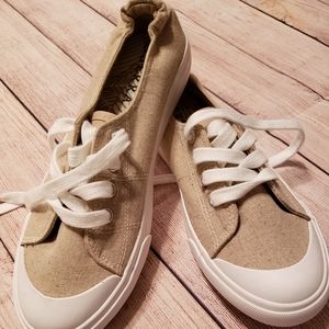 Serra Khaki Sneakers
